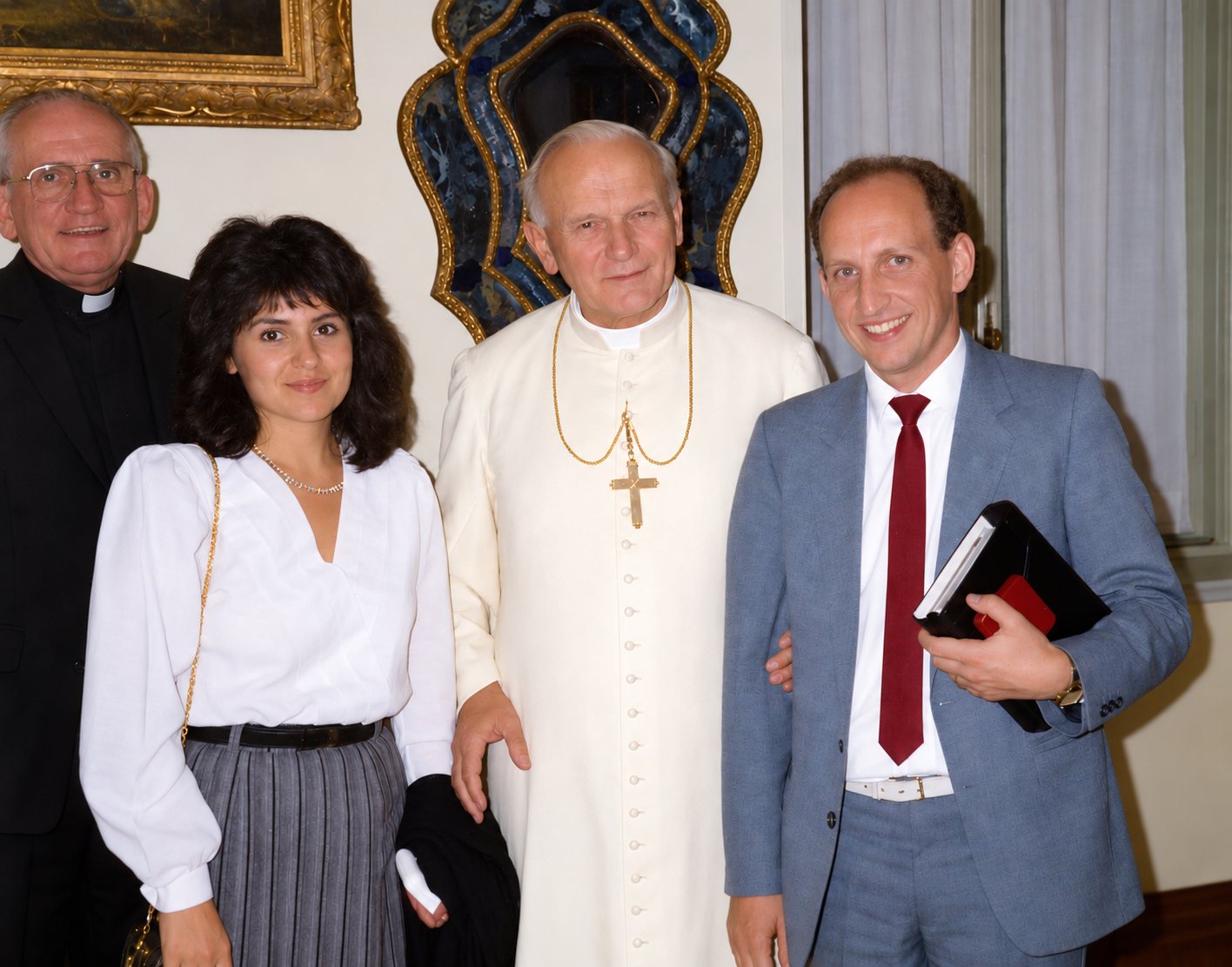 Anna and Mario Cappello with Saint John Paul II